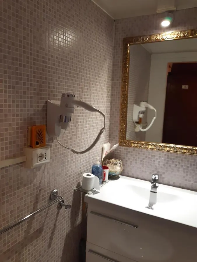Hotel Guesthouse Massena Genoa