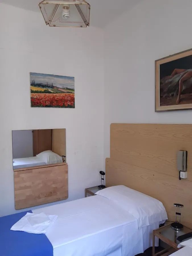 Hotel Guesthouse Massena Genua 0*,  Włochy