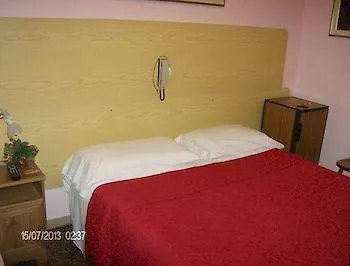 Albergo Massena Genova 0*,  Italia