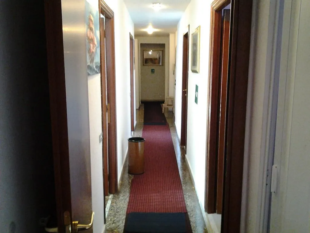 Hotel Albergo Massena Genova Italia